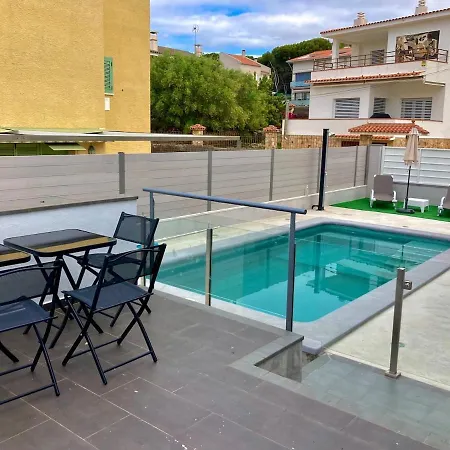 Almaralmar Light Pool And Sea Views Hébergement de vacances Torredembarra